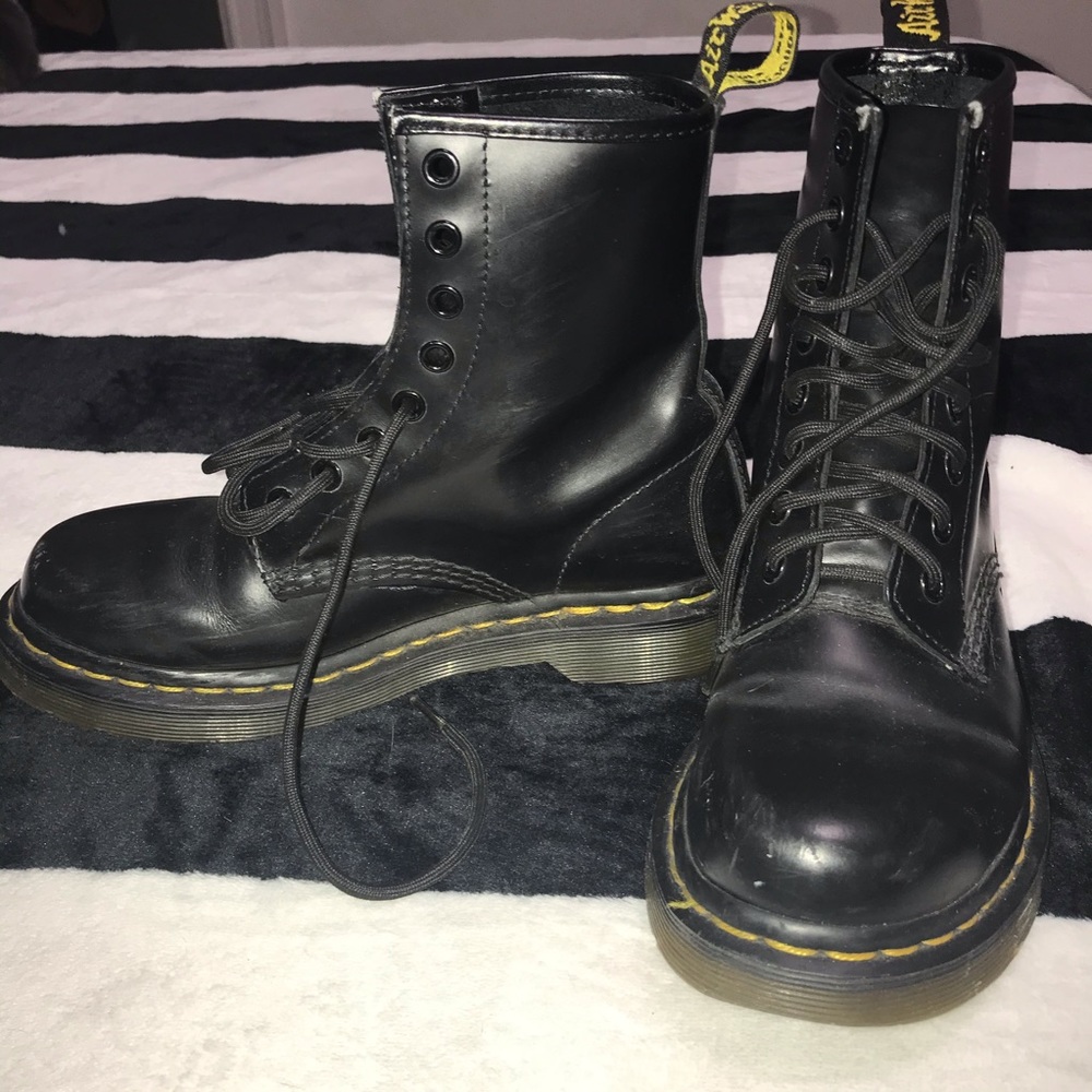 Doc Marten’s 8 Hole Lace-Up Boots, Black, US 7